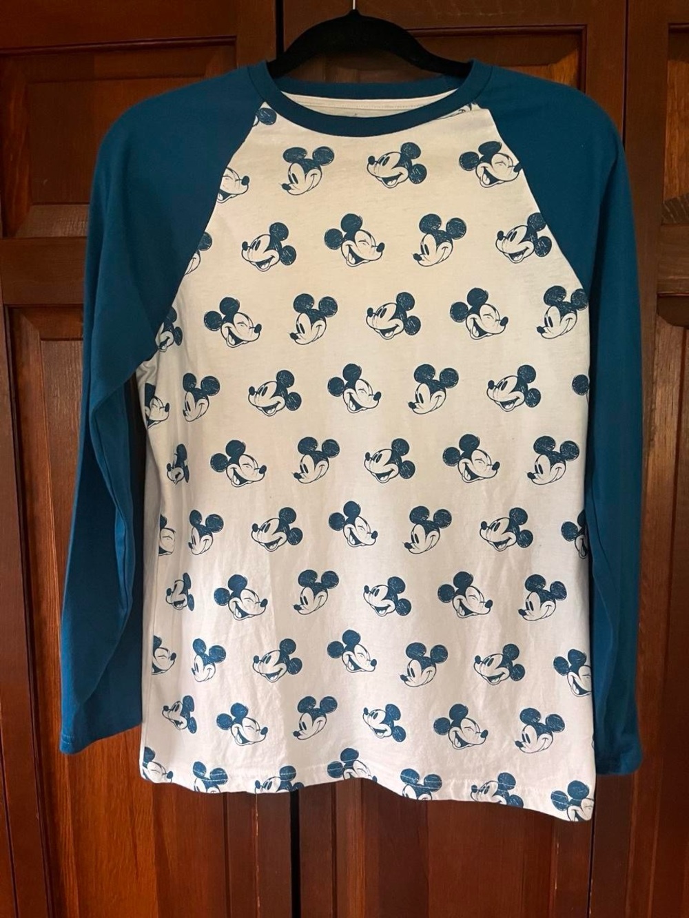 Disney White and Teal Mickey Mouse Raglan Long Sleeve Top